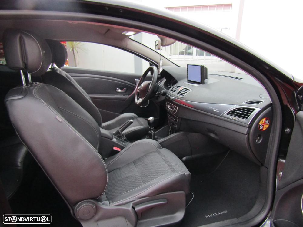 Renault Mégane Coupe Energy dCi 110 FAP Start & Stop GT Line - 14