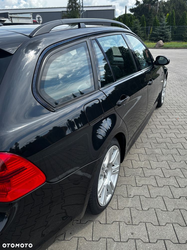 BMW Seria 3 330xi Touring - 5