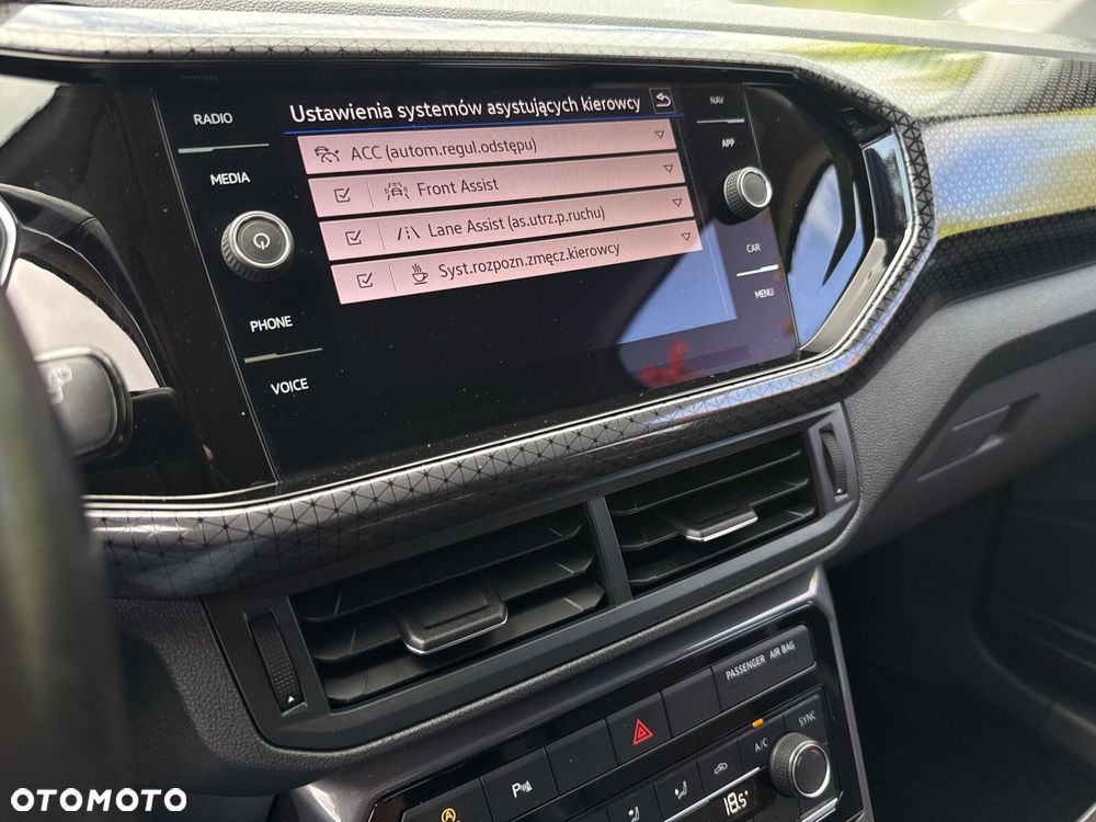 Volkswagen T-Cross 1.0 TSI Style DSG - 31