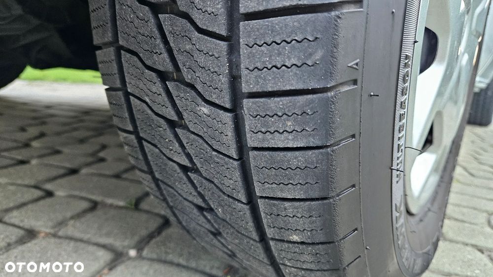 Ford Custom 2,0TDCI 139 t.km. Webasto Klima Parktronik Tempomat Hak Super Stan - 36