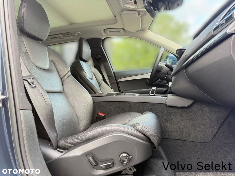 Volvo XC 90 - 29