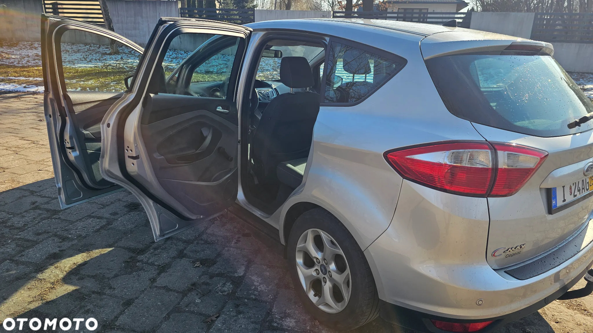 Ford C-MAX 1.6 TDCi Ambiente - 14