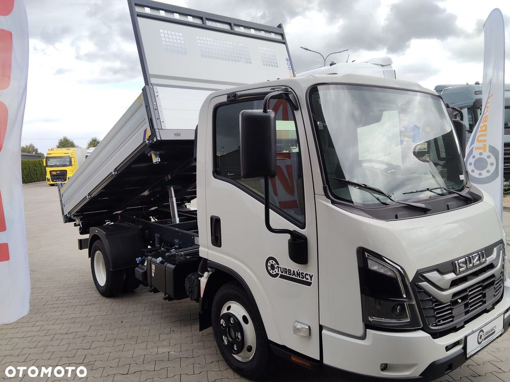 Isuzu M27 - 2