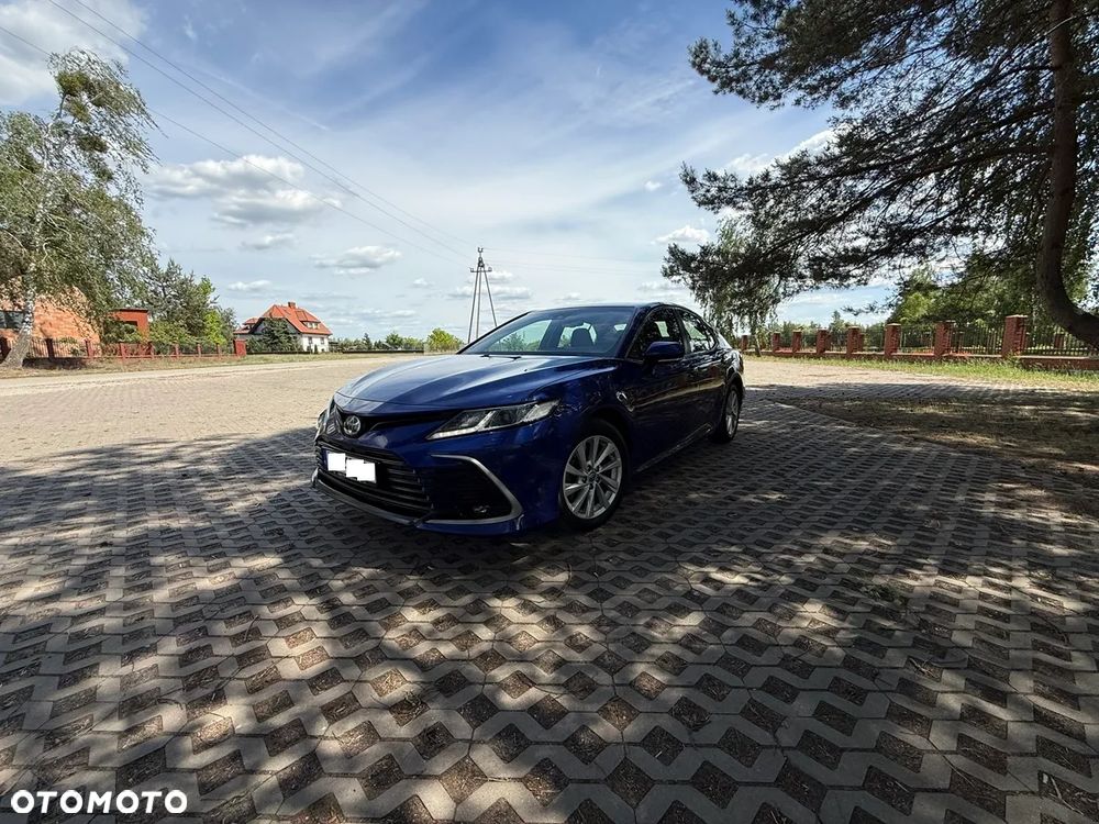 Toyota Camry 2.5 Hybrid Prestige CVT - 2
