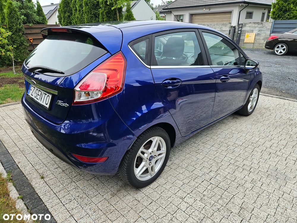 Ford Fiesta 1.0 EcoBoost STart-Stop Titanium - 4