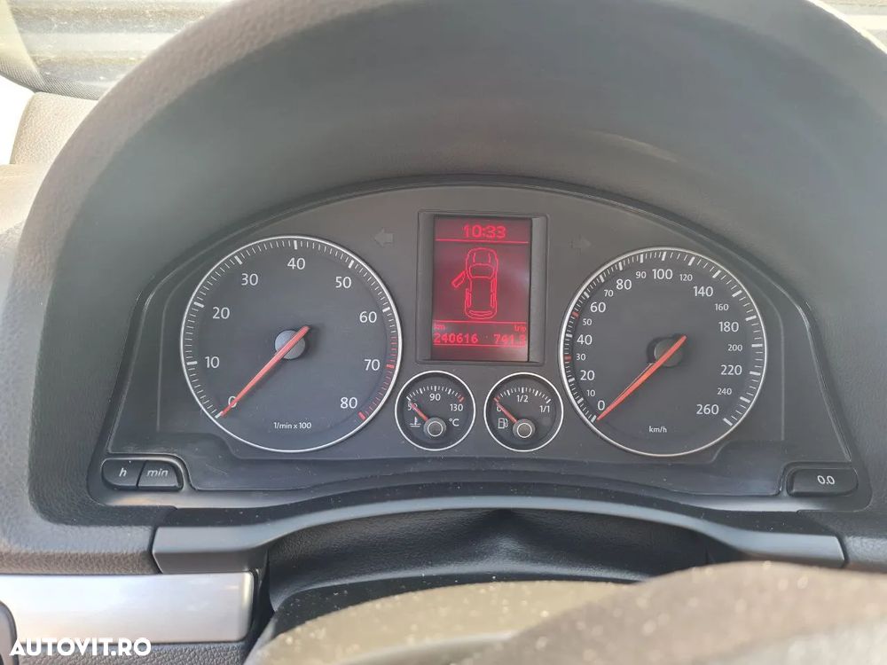 Volkswagen Golf 1.6 FSI Automatik Tour - 8