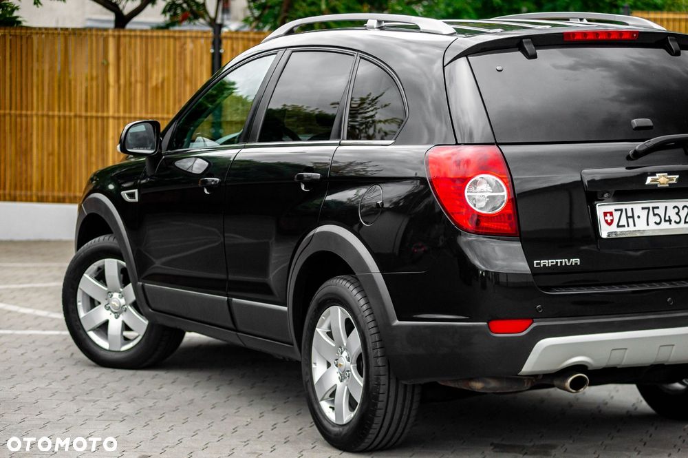Chevrolet Captiva - 15