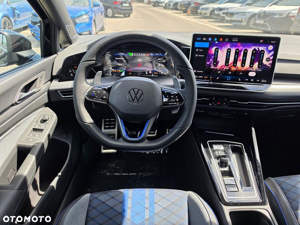 Volkswagen Golf - 14