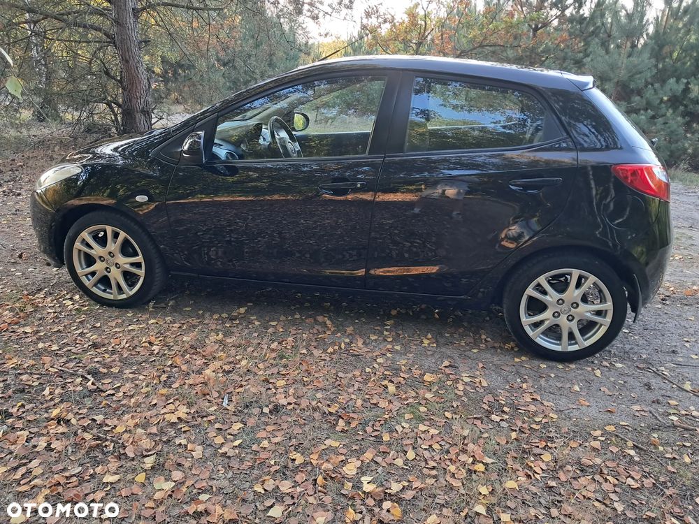 Mazda 2 - 7