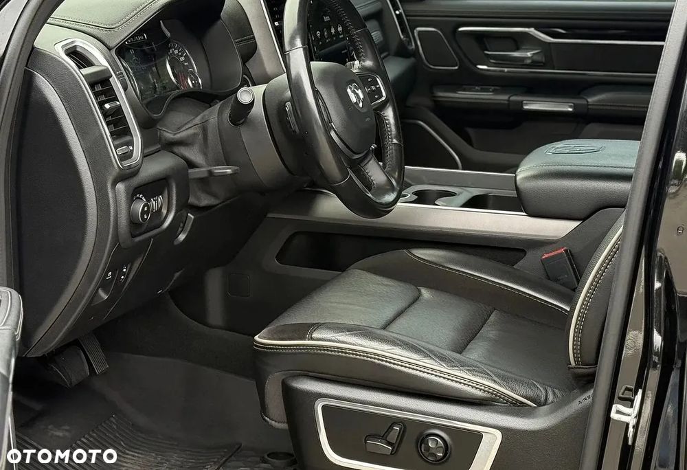 RAM 1500 5.7 Crew Cab Laramie - 8