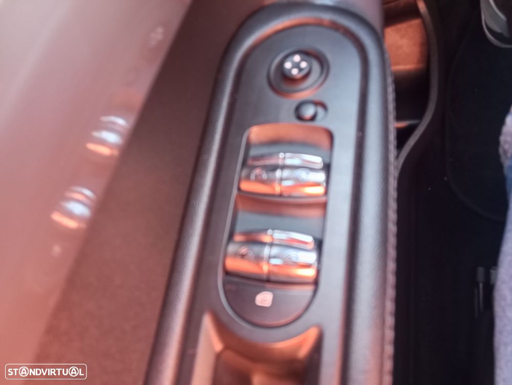 MINI Countryman Cooper SE ALL4 Auto - 14