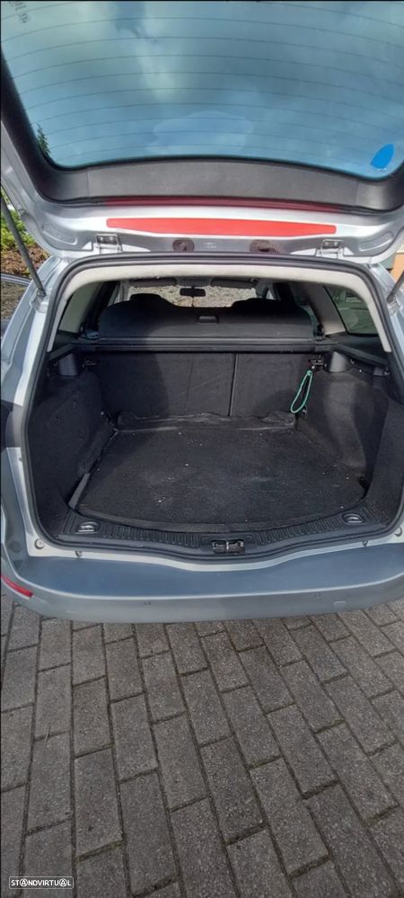 Ford Mondeo SW 1.8 TDCi ECOnetic - 16