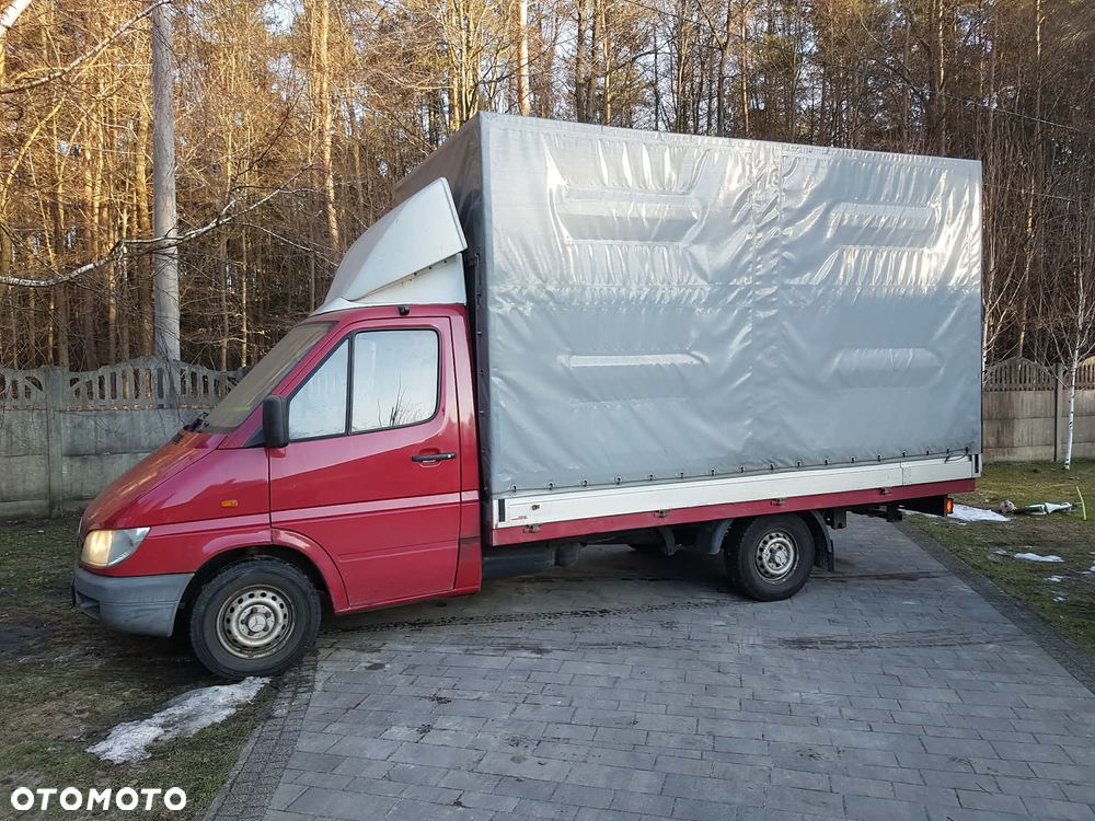Mercedes-Benz Sprinter - 1