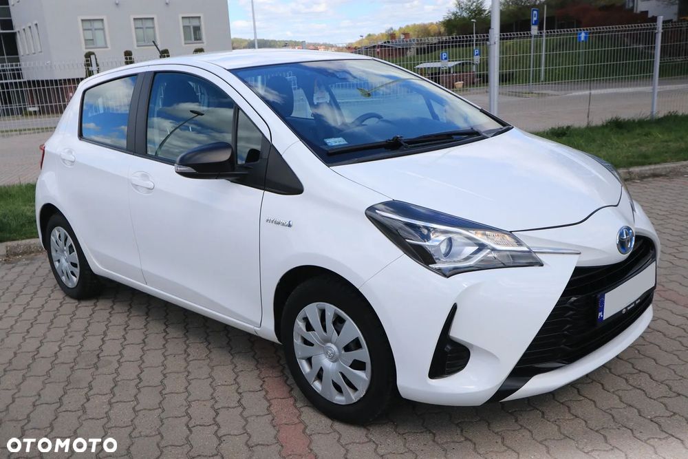 Toyota Yaris Hybrid 100 Active EU6 - 6