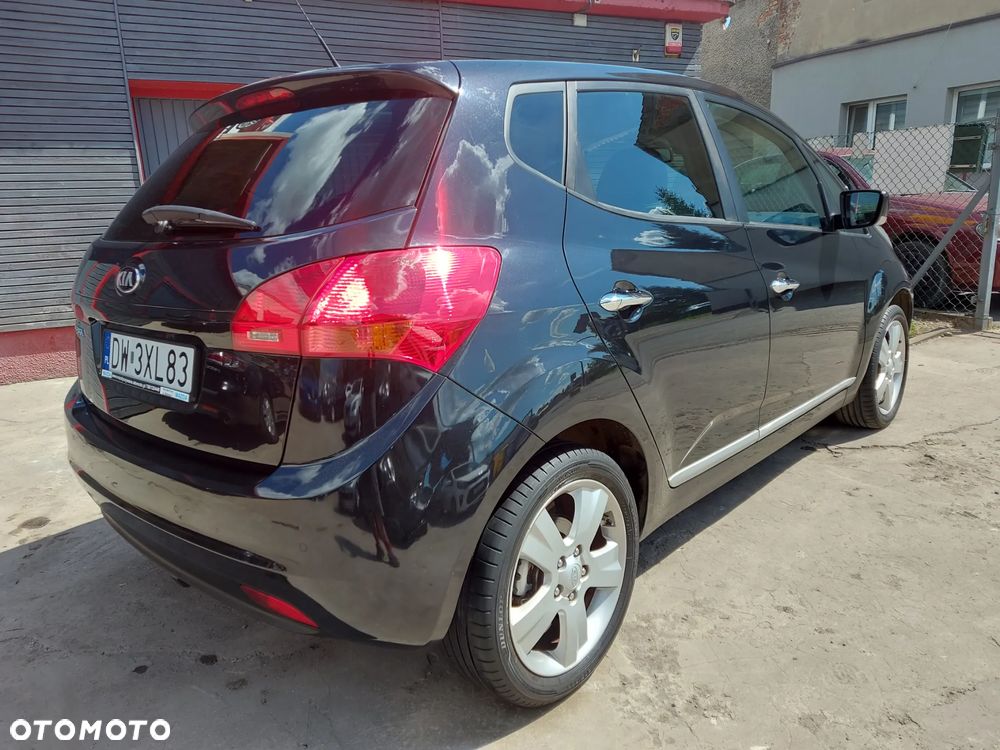 Kia Venga 1.6 CVVT Platinum Edition - 9