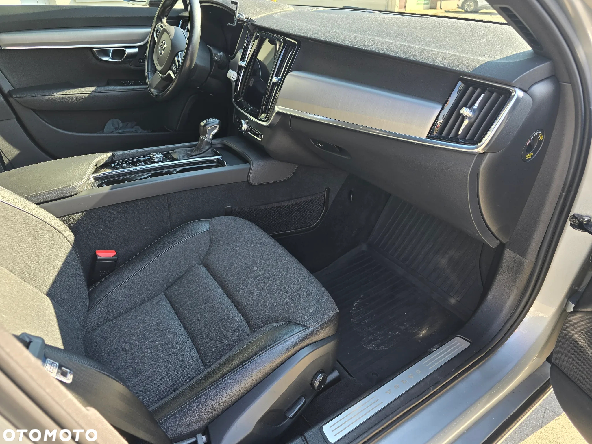 Volvo V90 D5 AWD Momentum - 7