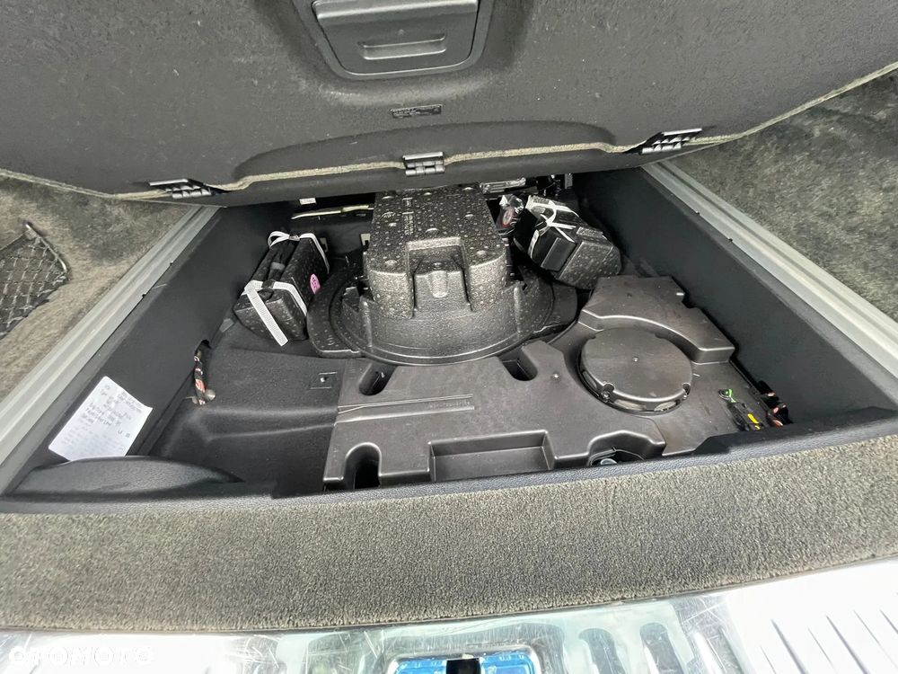 Bentley Bentayga W12 - 23