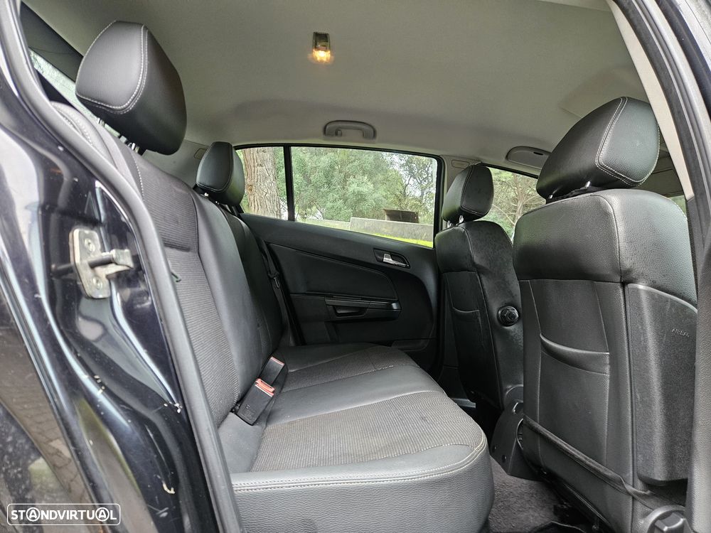 Opel Astra 1.7 CDTi Cosmo ecoFLEX - 24