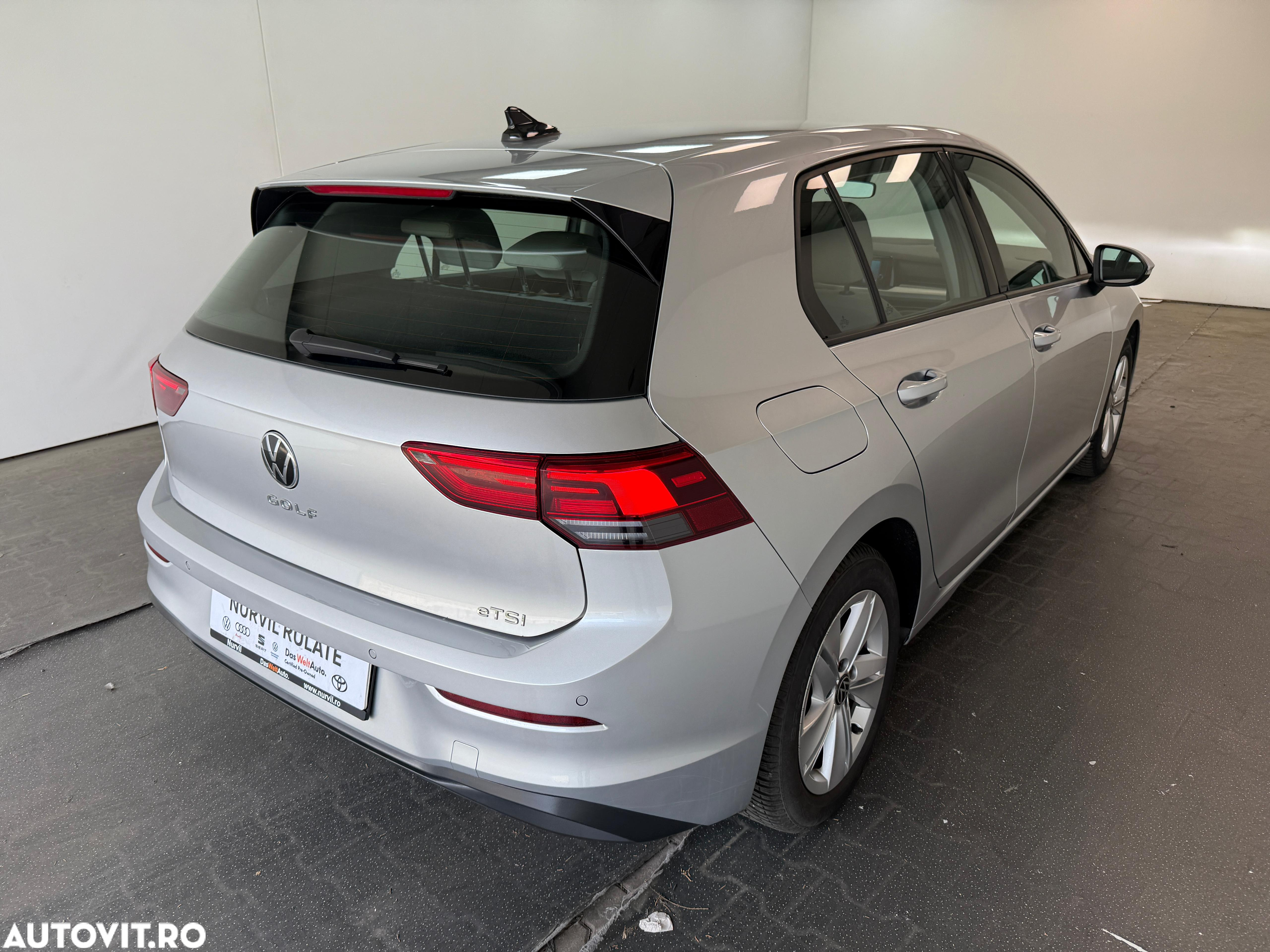 Volkswagen Golf 1.5 eTSI ACT DSG MHEV Life - 22