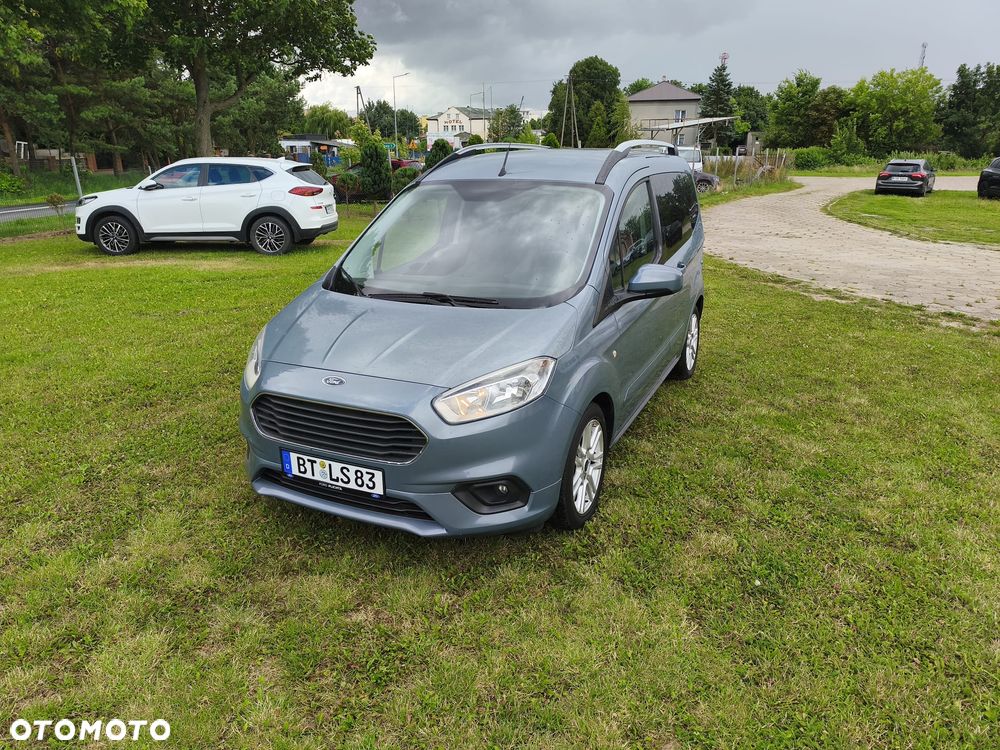 Ford Tourneo Courier 1.0 EcoBoost S&S Titanium - 12