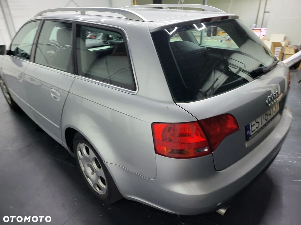 Audi A4 Avant - 19
