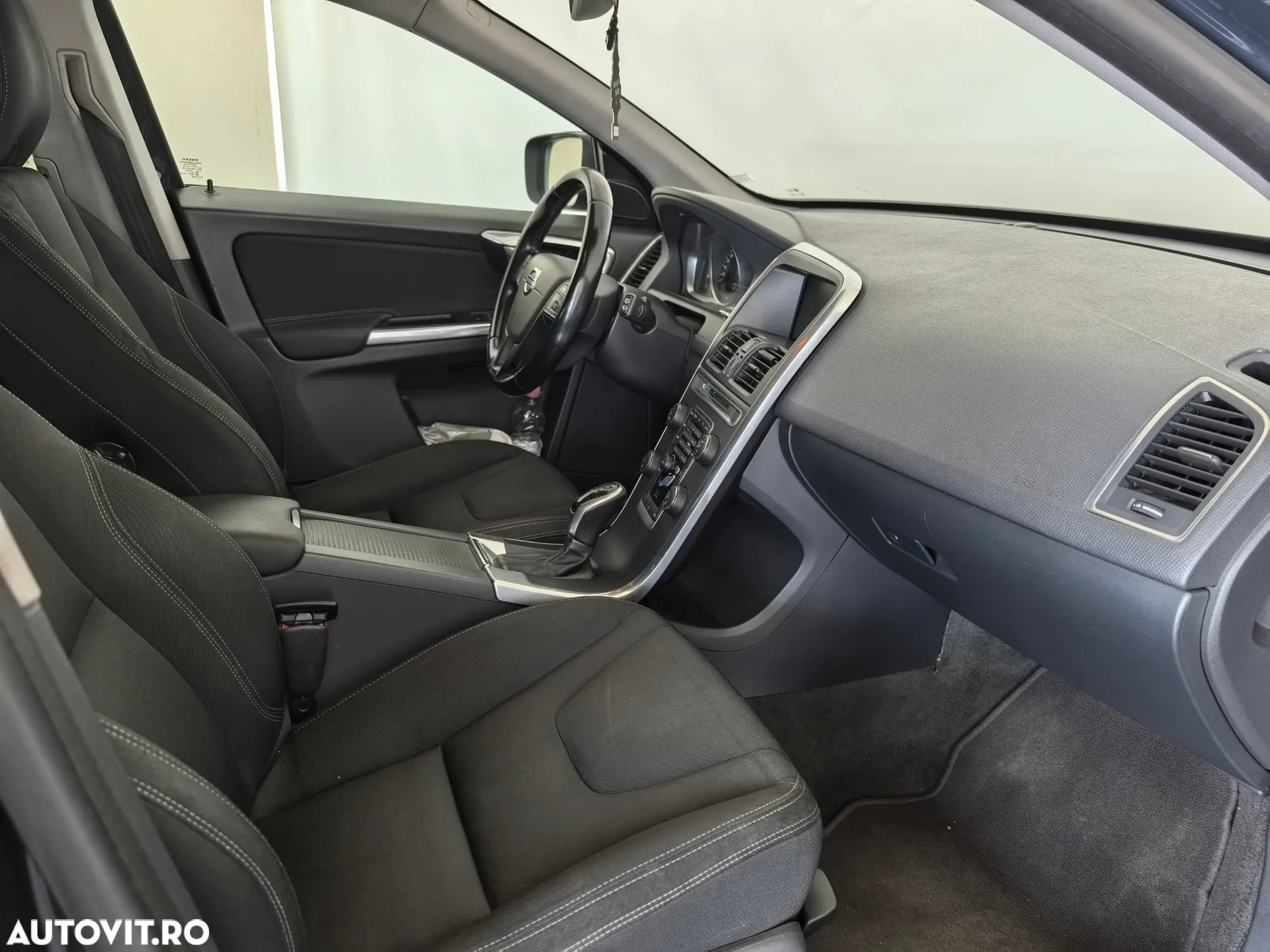 Volvo XC 60 D4 VEA Start-Stop Momentum - 23