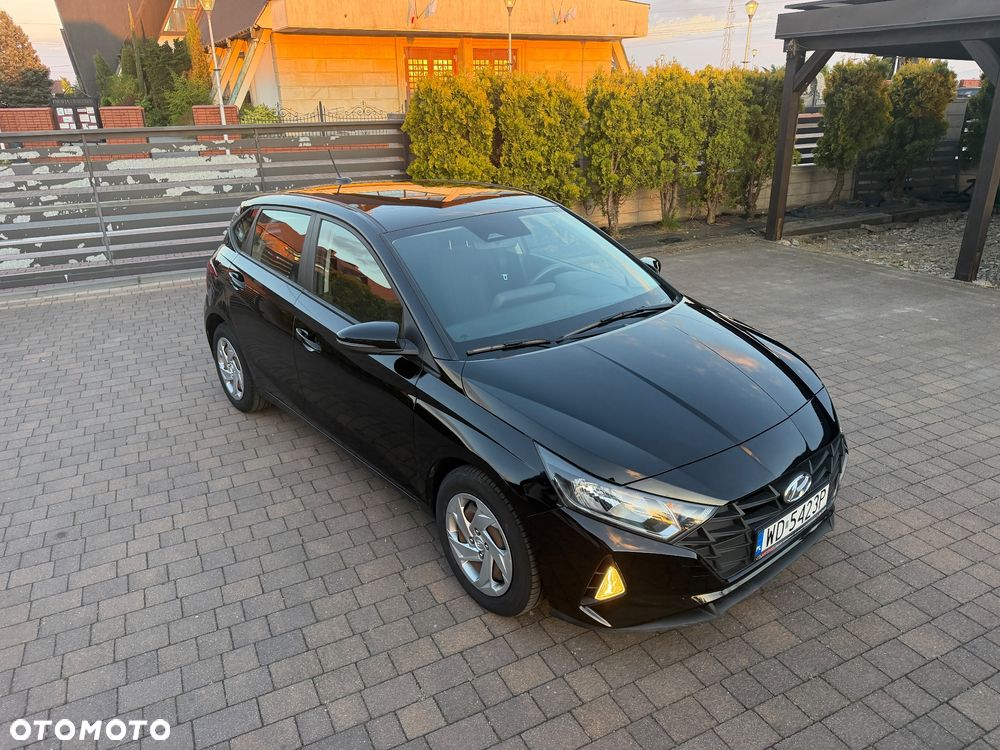 Hyundai i20 1.2 Pure - 16
