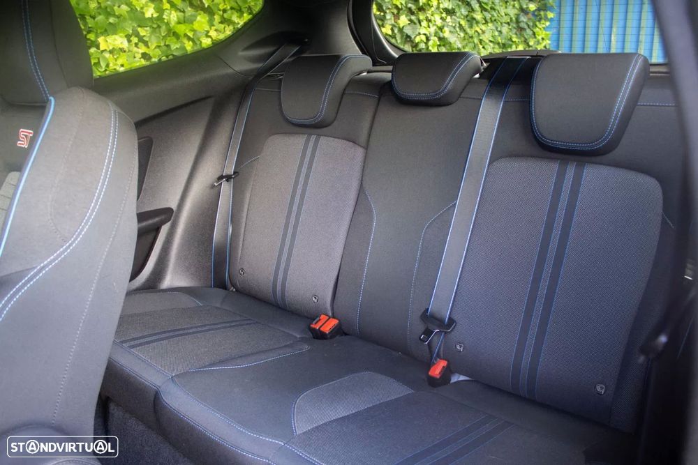 Ford Fiesta 1.5 EcoBoost ST - 14