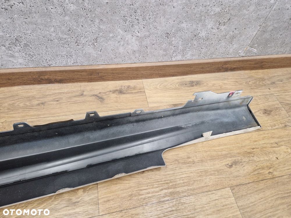 BMW F32 M-PAKIET LISTWA PROGOWA NAKŁADKA PRAWA M-PAKIET A300 BIAŁA 8054540 - 13