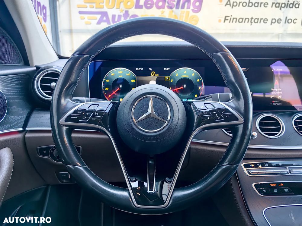 Mercedes-Benz E 200 4MATIC 9G-TRONIC AMG Line - 9