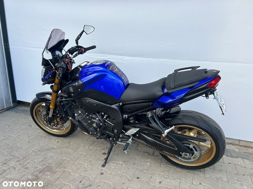 Yamaha FZ8 - 5