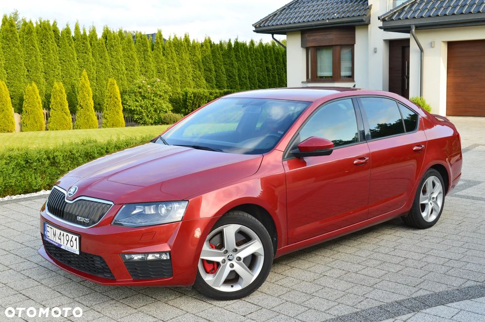 Skoda Octavia 2.0 TDI RS DSG - 2