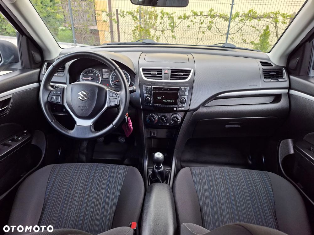 Suzuki Swift 1.2 4x4 Club - 32