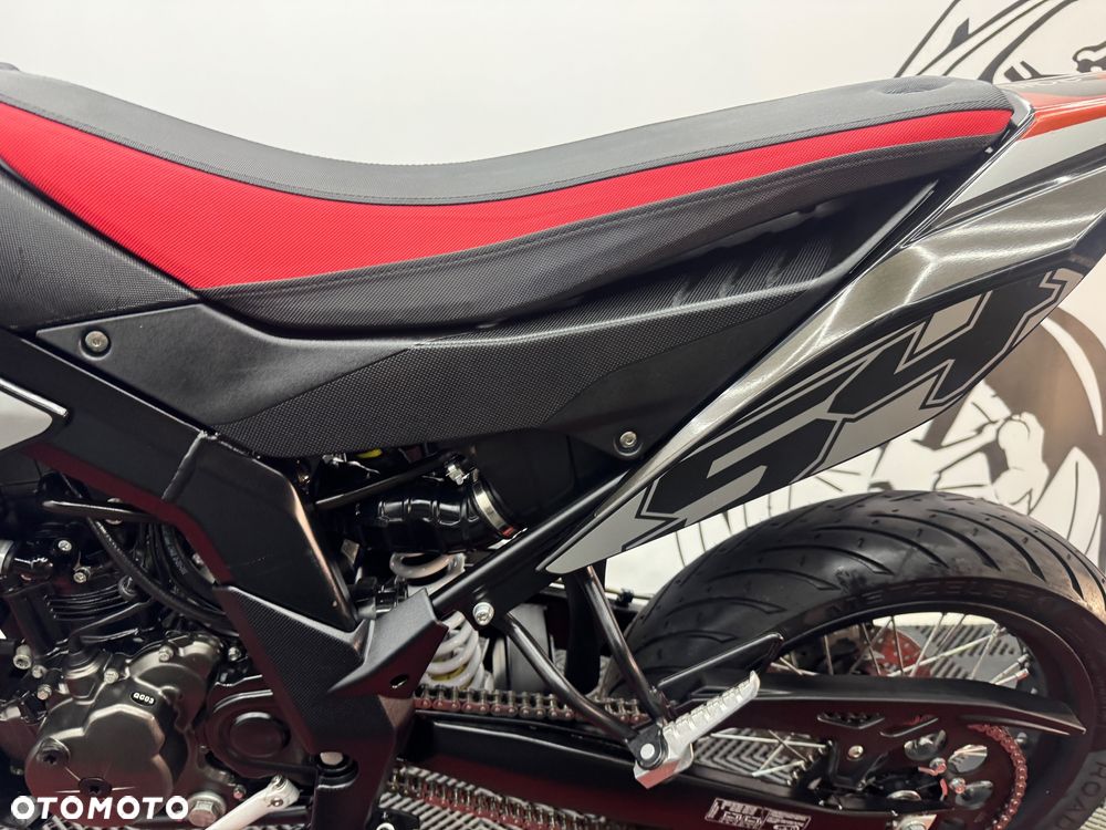 Aprilia SX - 16