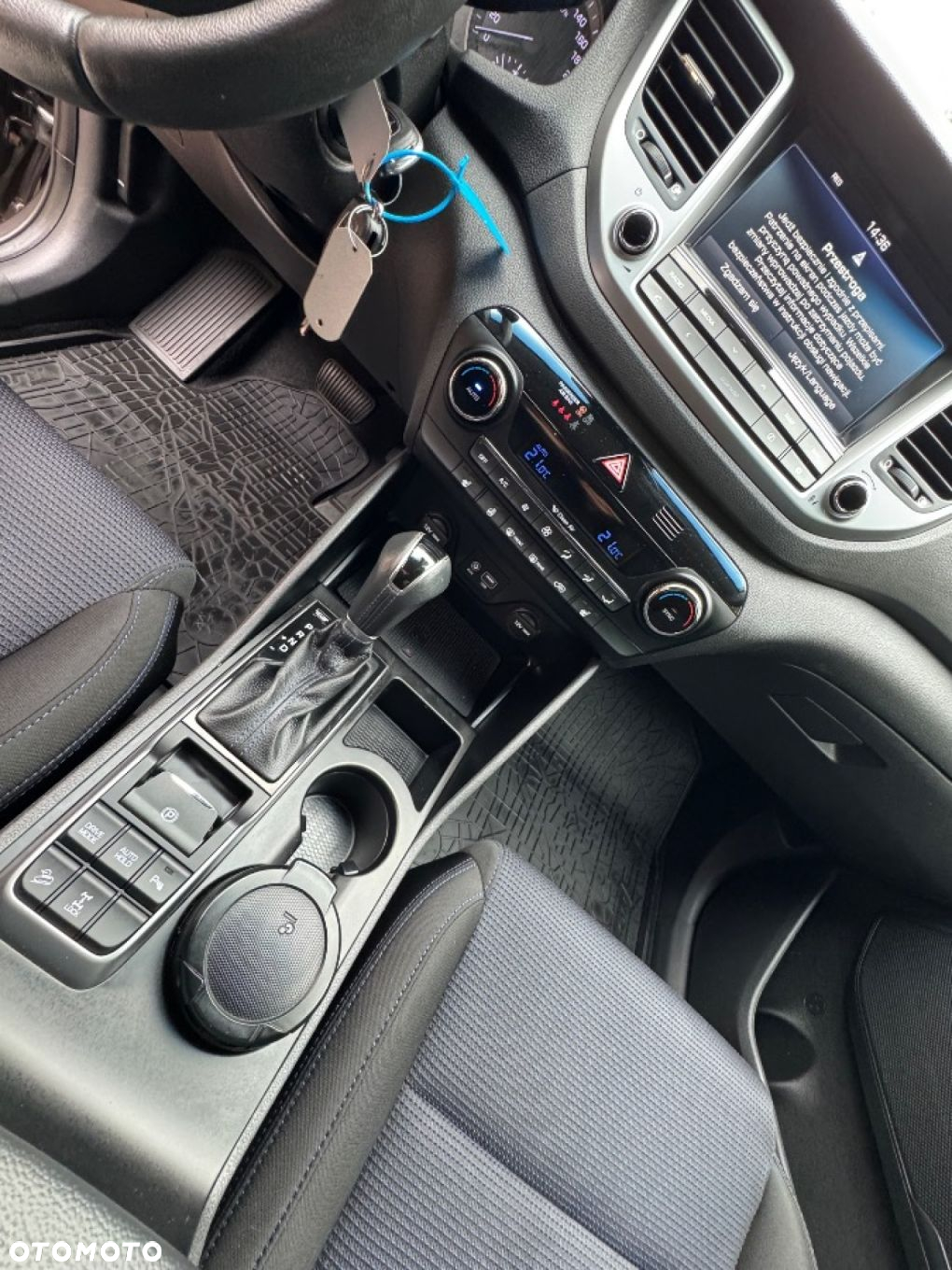 Hyundai Tucson 2.0 CRDi 4WD Automatik Advantage - 30