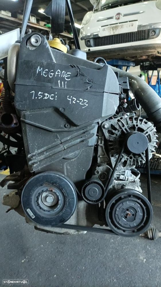 MOTOR COMPLETO | RENAULT MEGANE III três volumes | 09 - | Ref: K9K832 - 4