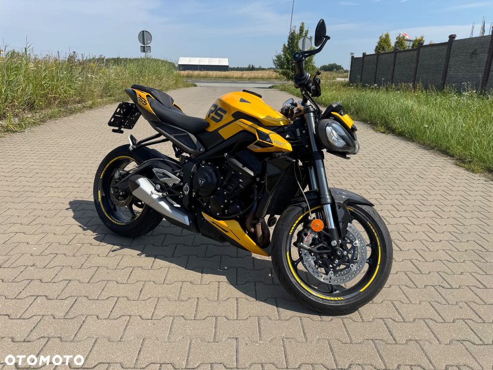 Triumph Street Triple - 2