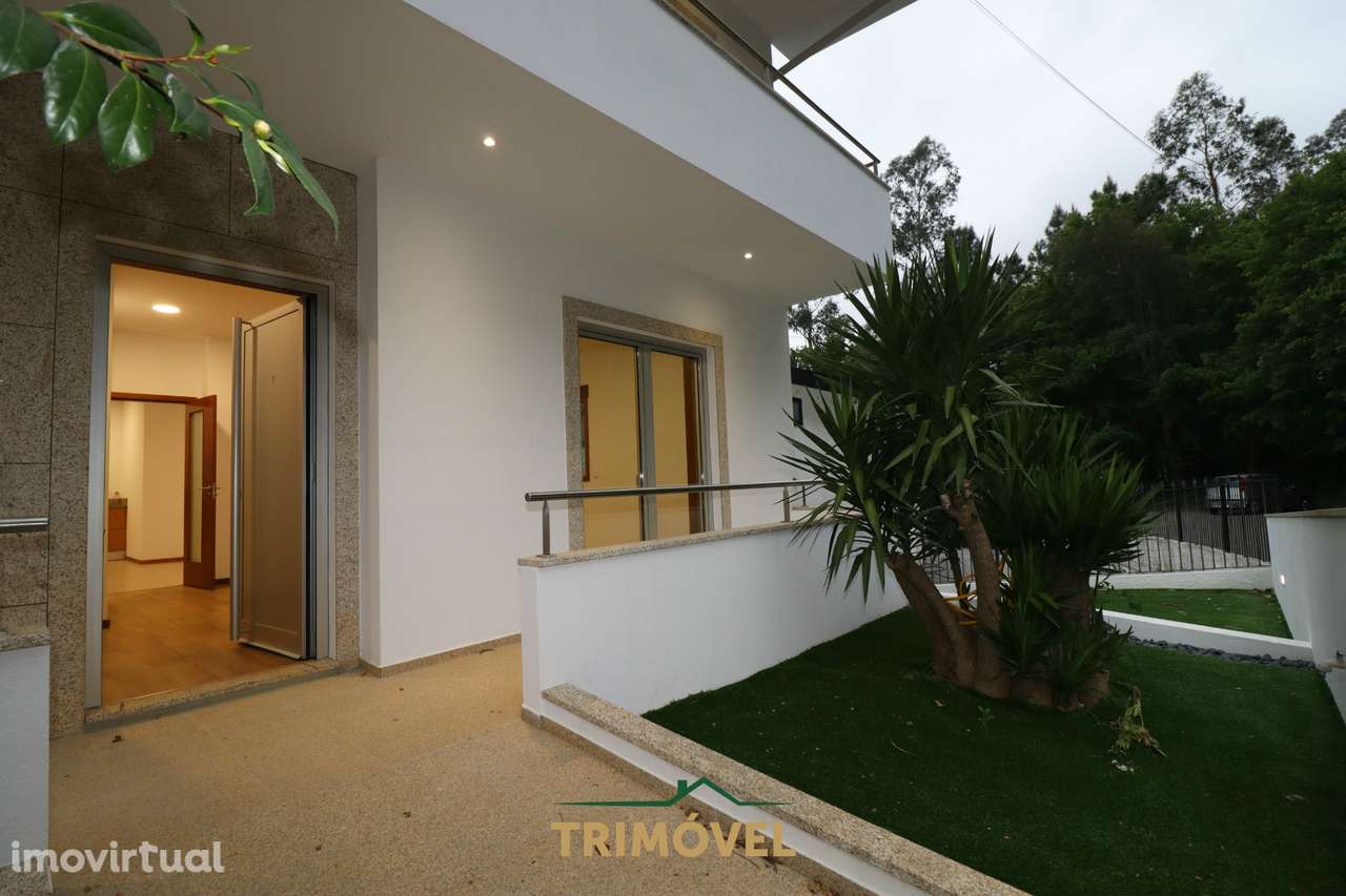 Moradia Geminada T3 Venda em São Roque,Oliveira de Azeméis - Grande imagem: 2/29