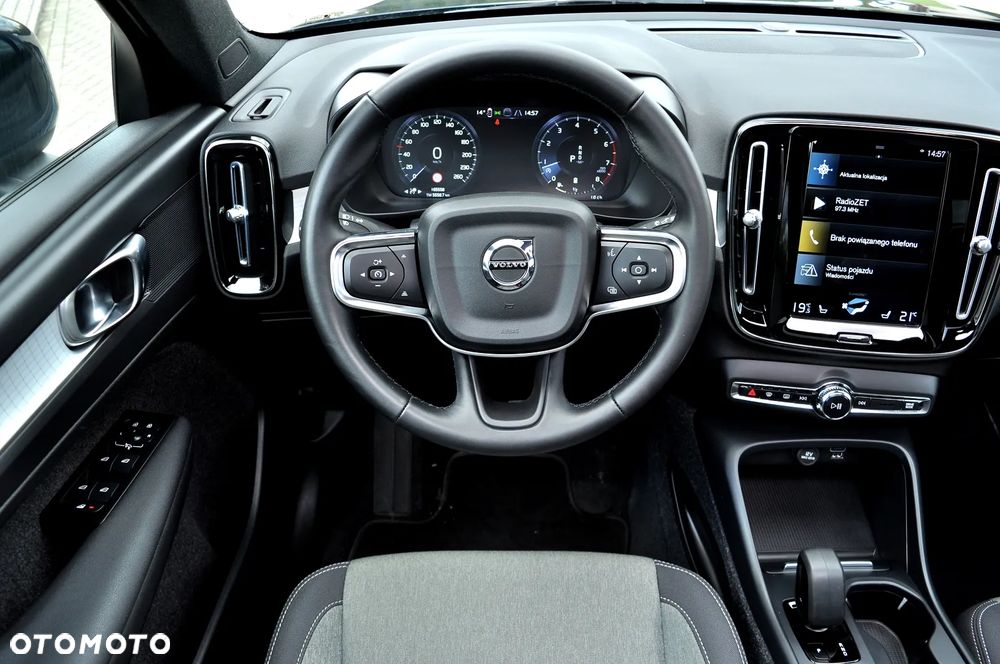 Volvo XC 40 B3 B DKG Plus Bright - 20