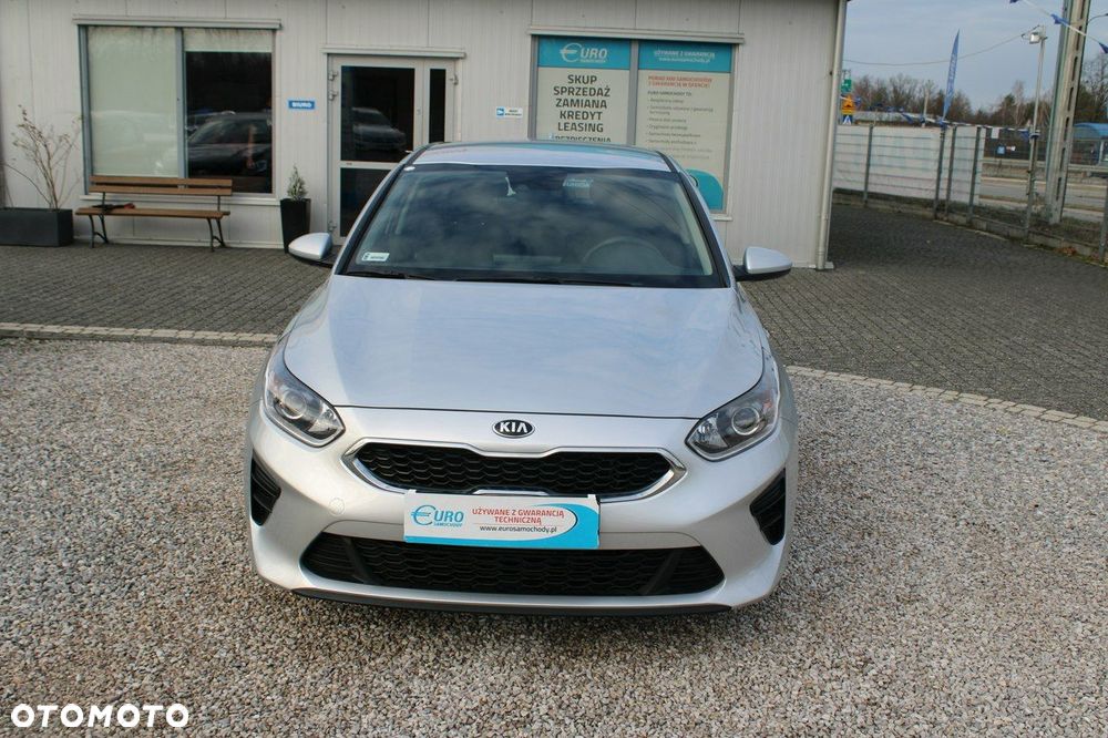 Kia Ceed - 4