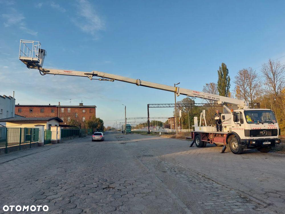 Mercedes-Benz 1414 - 15