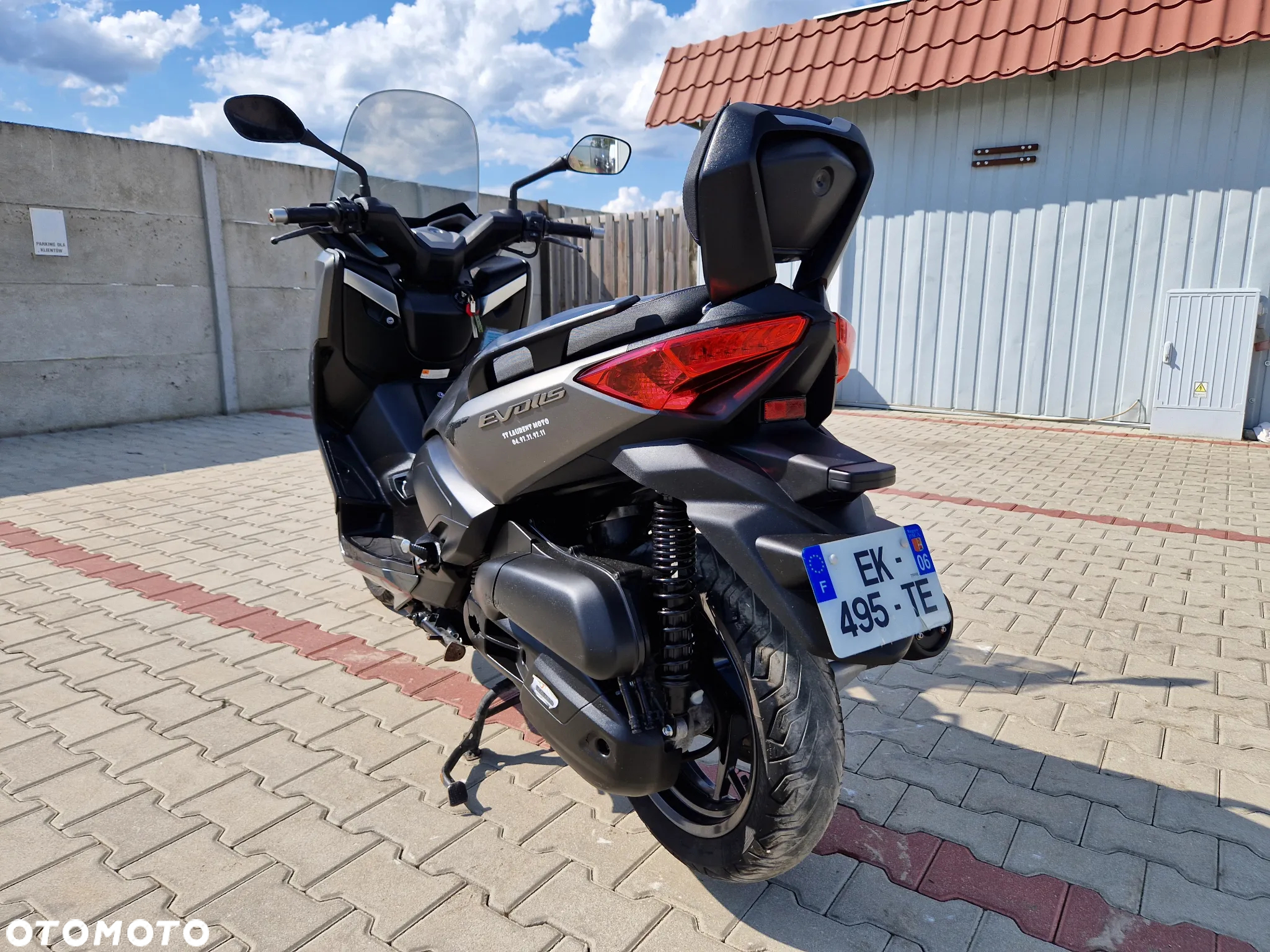 Yamaha X-max - 14