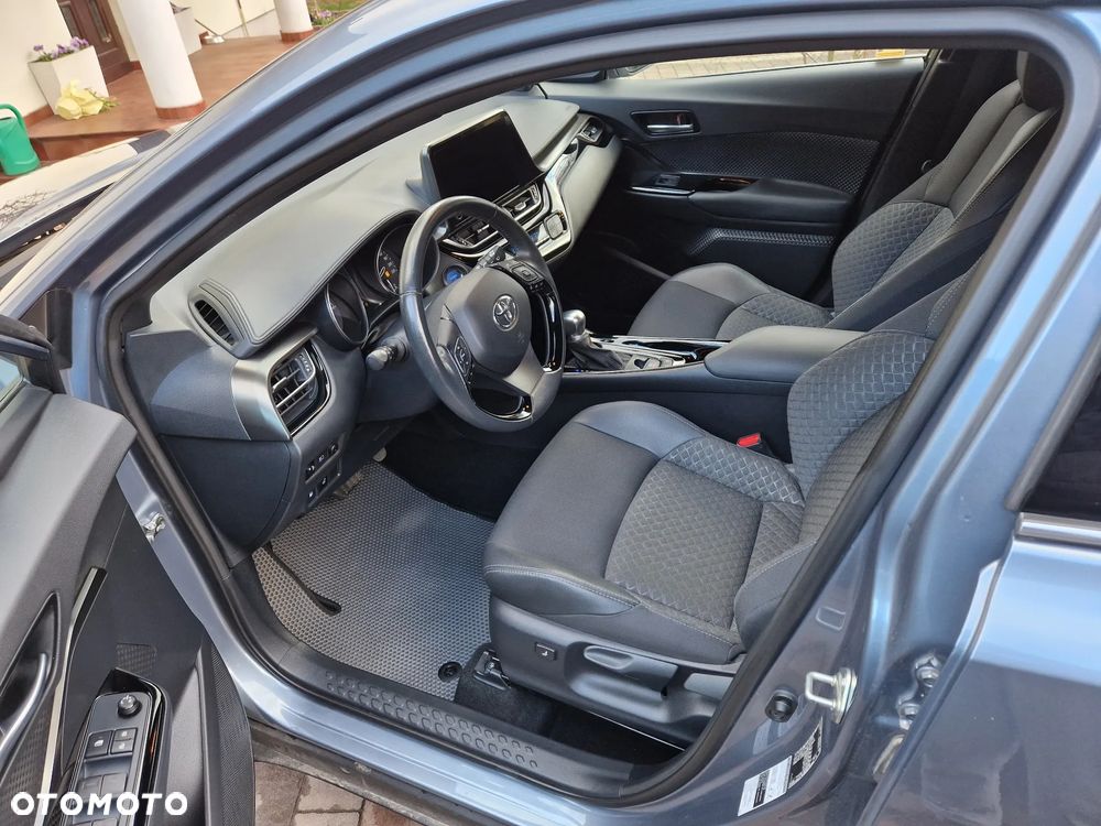 Toyota C-HR 1.8 Hybrid GPF Style - 13