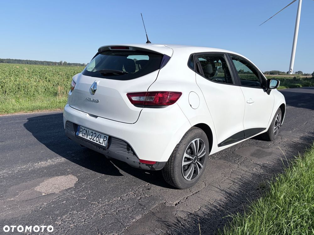 Renault Clio 1.2 16V Limited - 10