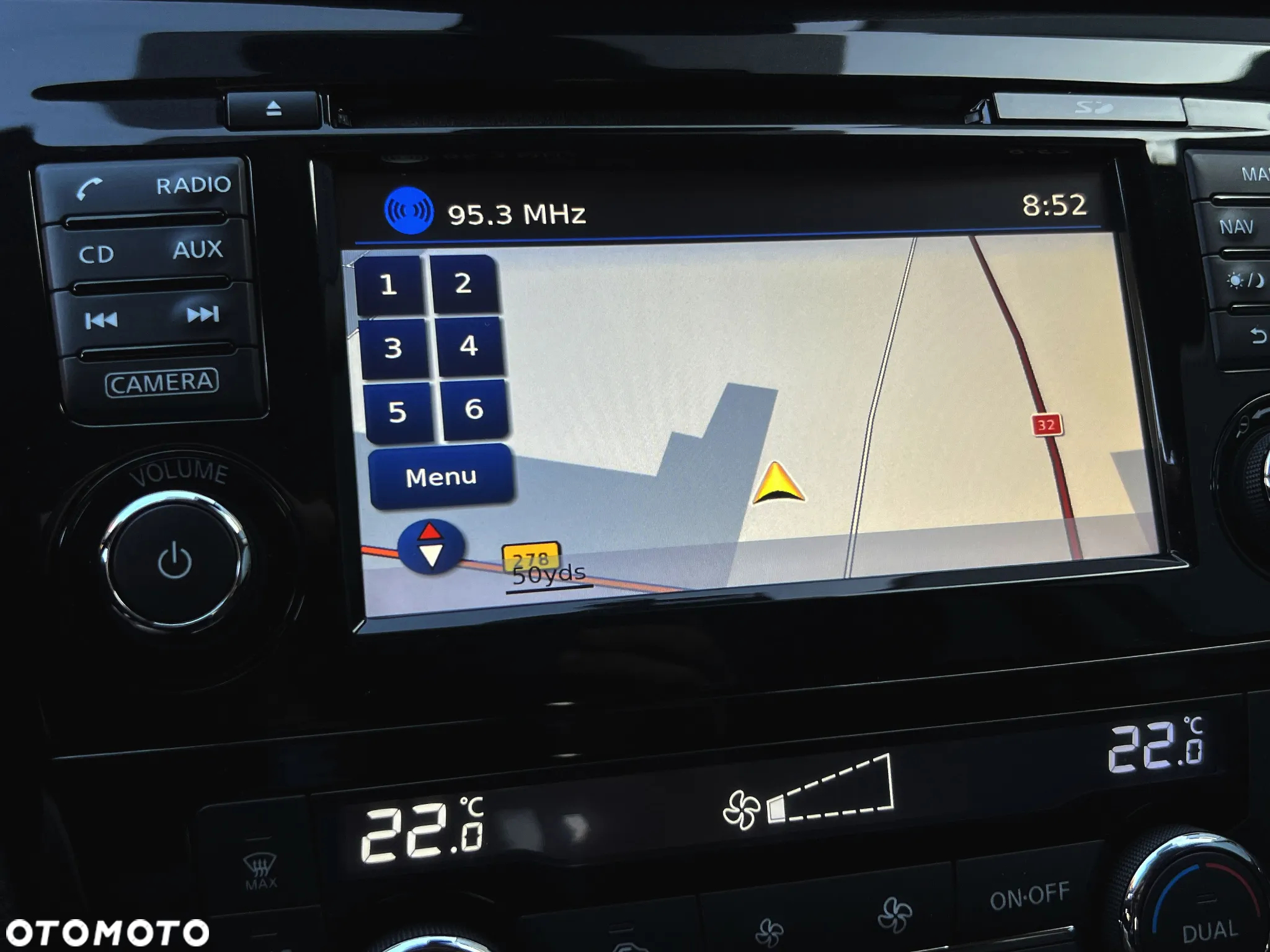 Nissan Qashqai 1.6 DCi N-Connecta Xtronic - 33