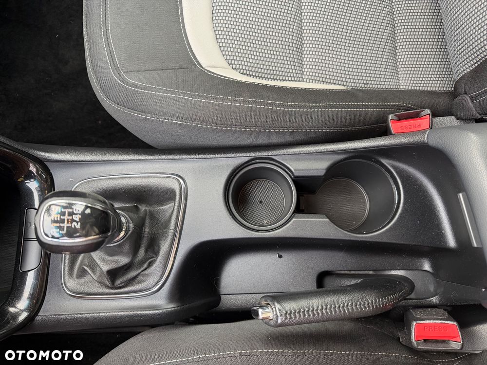 Kia Ceed 1.6 GDI Platinum Edition - 26