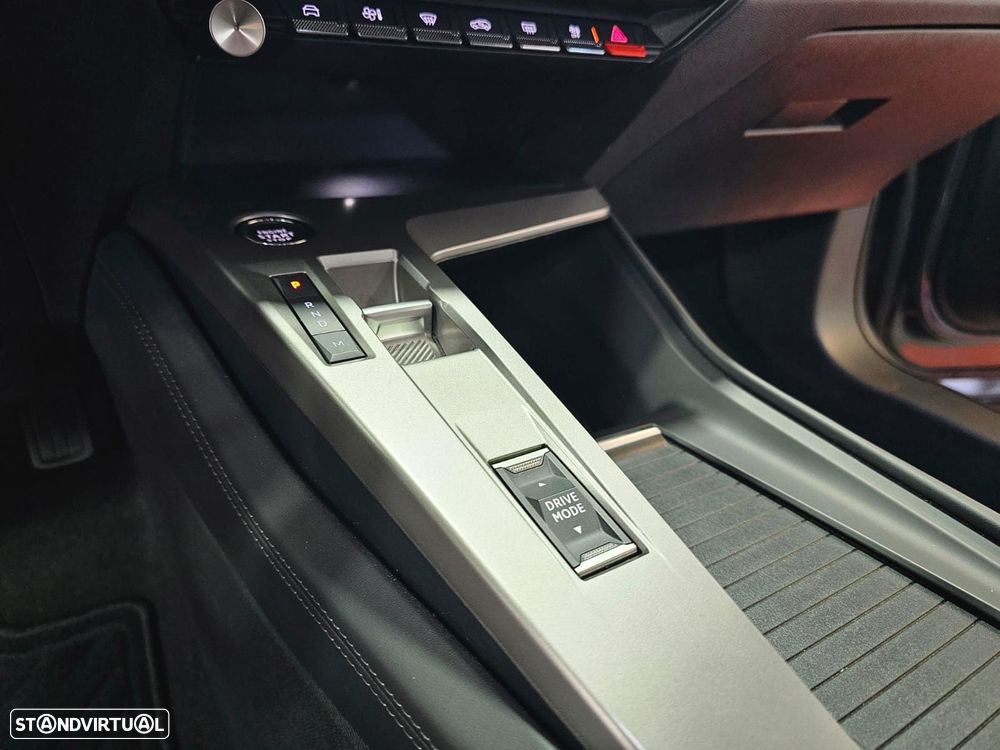 Peugeot 408 1.2 PureTech Allure EAT8 - 20