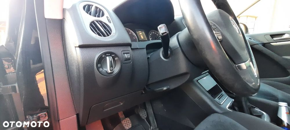 Volkswagen Tiguan - 7