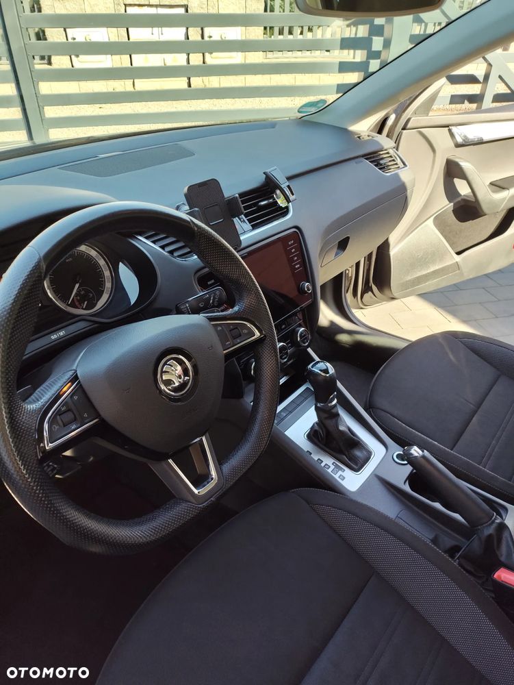 Skoda Octavia 1.5 TSI ACT Style DSG - 4