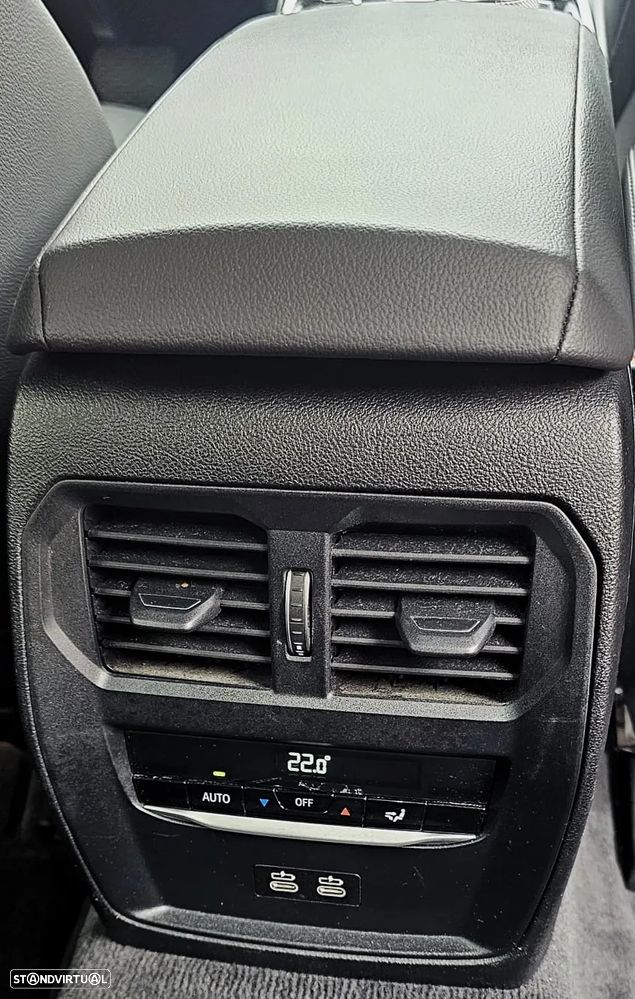 BMW 320 d Aut. Sport Line - 27